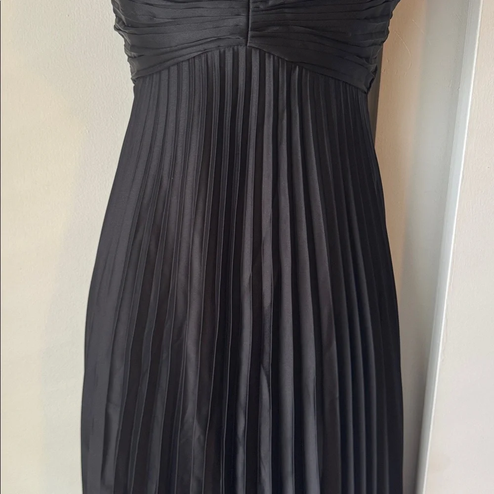 Abercrombie & Fitch Elegant Black Pleated Maxi Dress size XXS